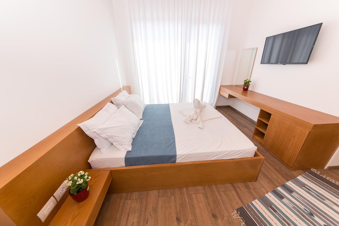 Hotel Alban Eco Dhermi